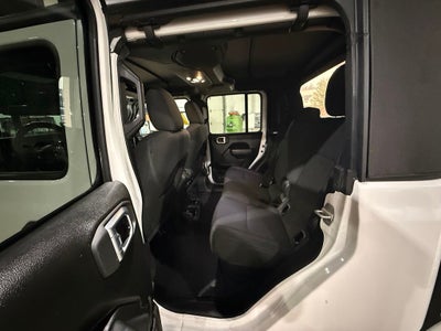 2022 Jeep Gladiator Sport
