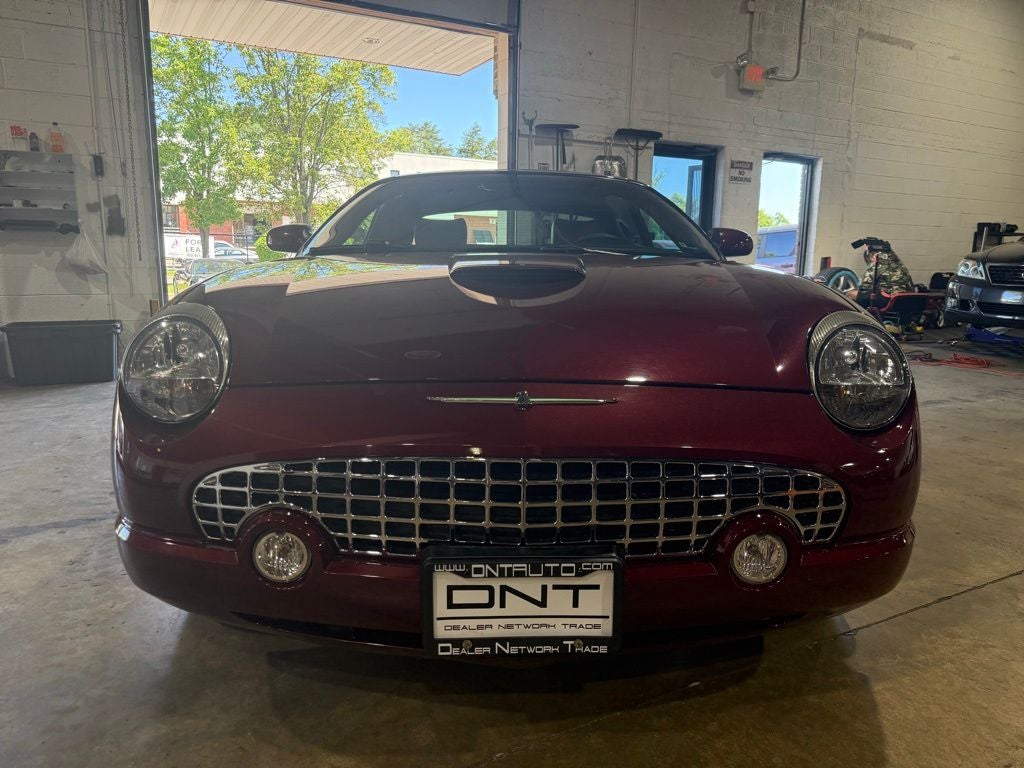 2004 Ford Thunderbird Base