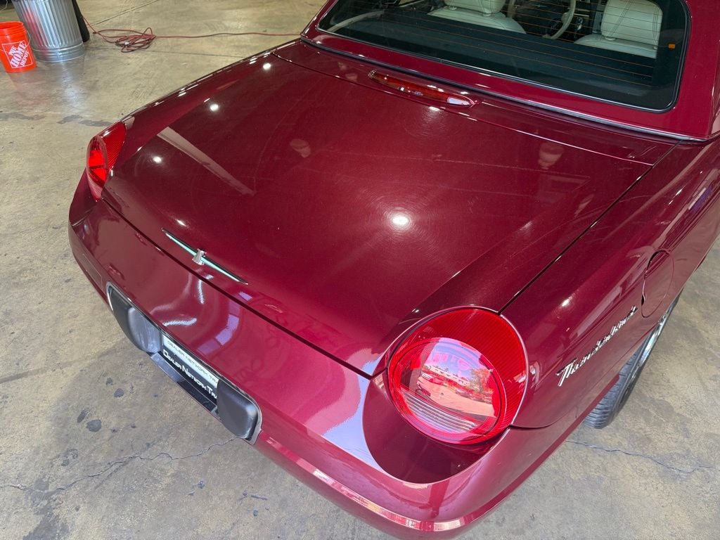 2004 Ford Thunderbird Base