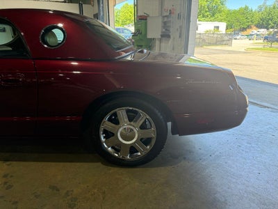 2004 Ford Thunderbird Base