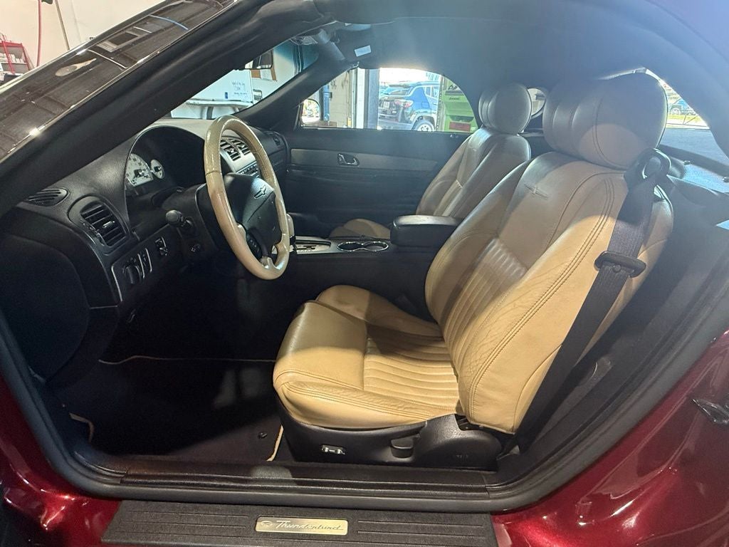 2004 Ford Thunderbird Base