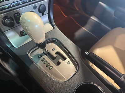 2004 Ford Thunderbird Base