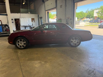 2004 Ford Thunderbird Base