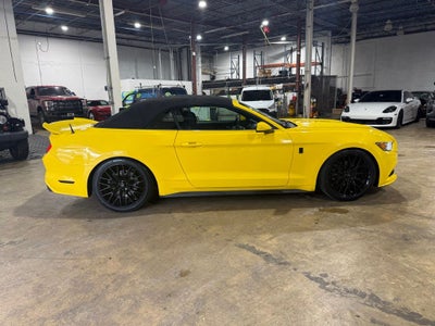 2016 Ford Mustang V6