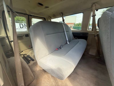 2013 Ford E-350SD XLT