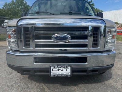 2013 Ford E-350SD XLT