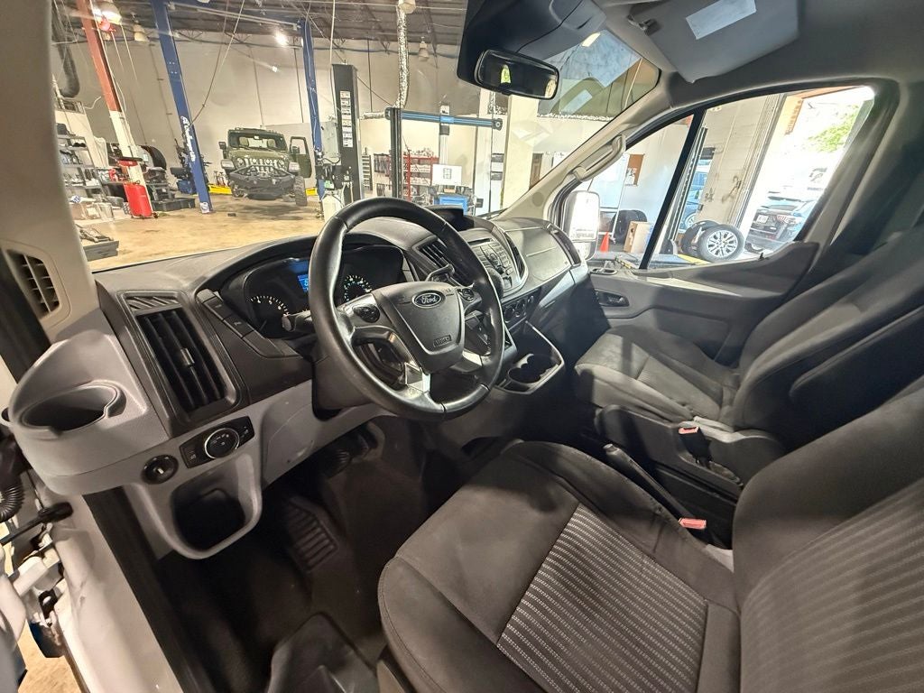 2015 Ford Transit-350 XLT