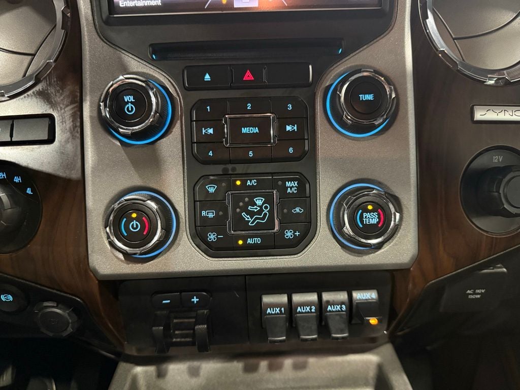 2016 Ford F-350SD Lariat DRW