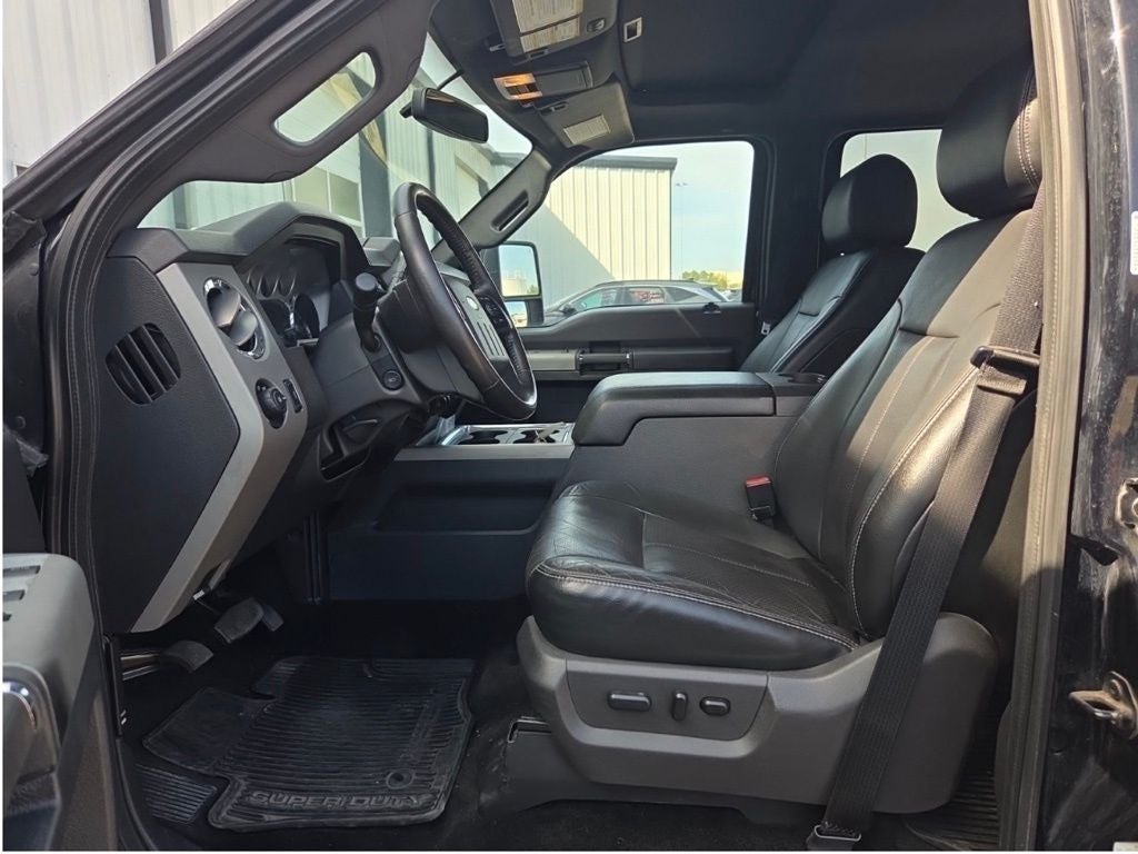 2016 Ford F-350SD Lariat DRW