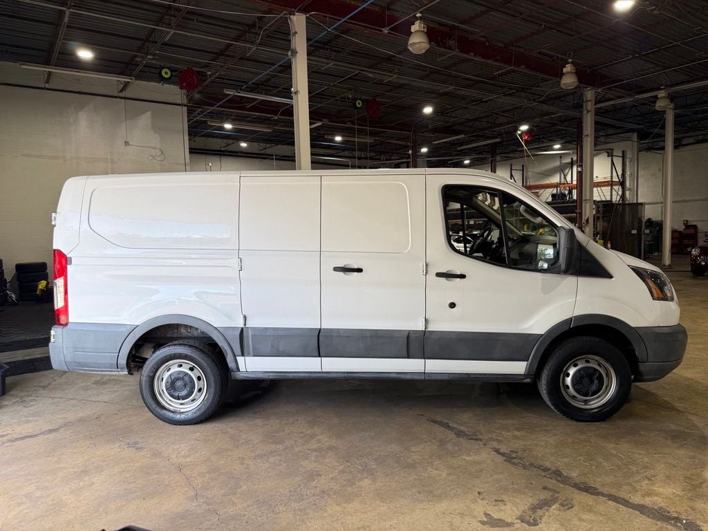 2016 Ford Transit-250 Base
