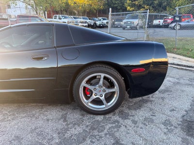 2004 Chevrolet Corvette Base
