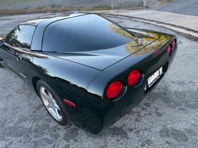 2004 Chevrolet Corvette Base