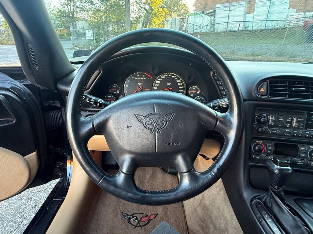 2004 Chevrolet Corvette Base