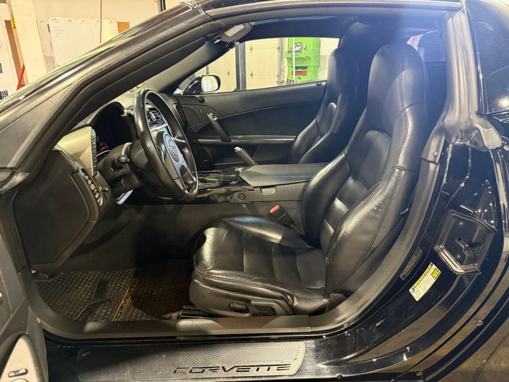 2005 Chevrolet Corvette Base