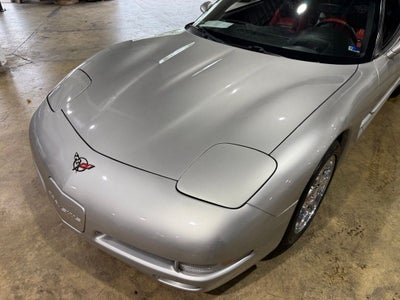 2004 Chevrolet Corvette Base