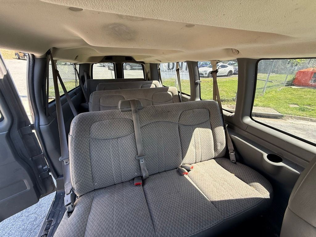 2007 Chevrolet Express Van G3500 LT Passenger