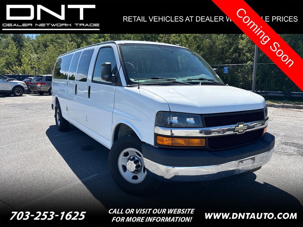 2015 Chevrolet Express 3500 LT Passenger
