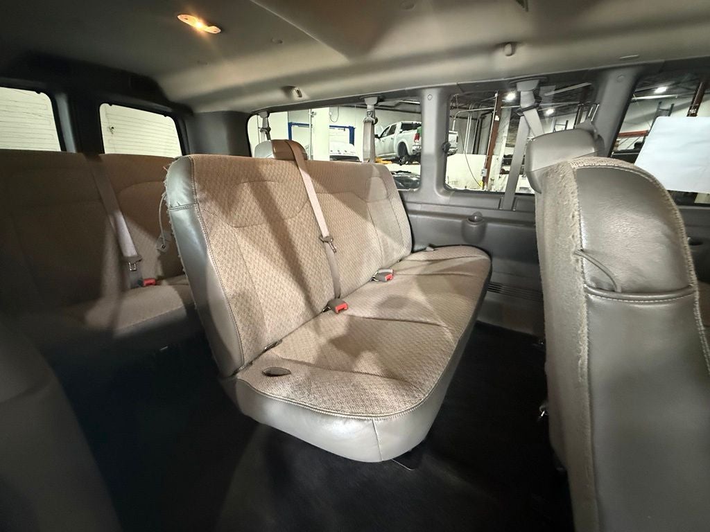 2015 Chevrolet Express 3500 LT Passenger