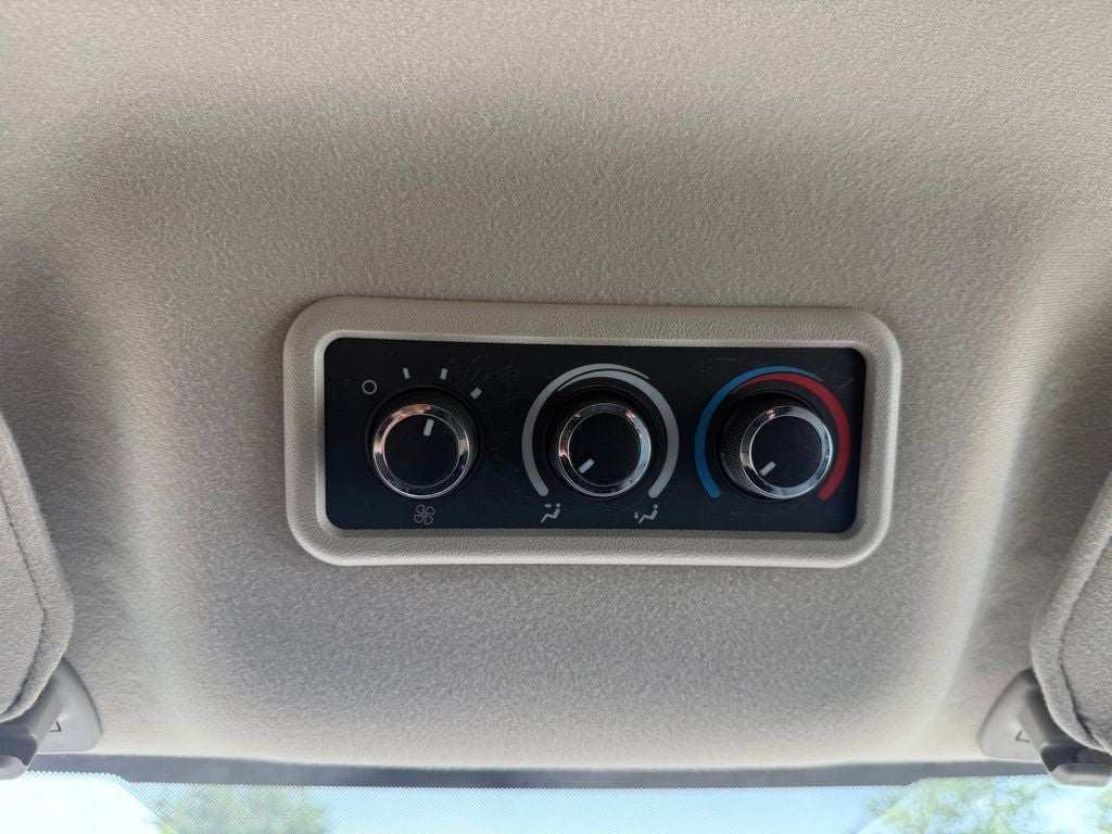 2015 Chevrolet Express 3500 LT Passenger