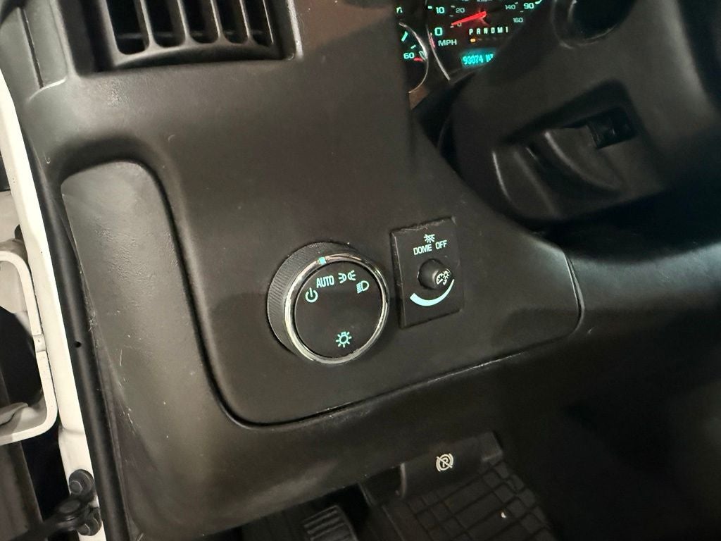 2015 Chevrolet Express 3500 LT Passenger