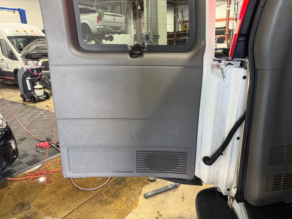 2015 Chevrolet Express 3500 LT Passenger