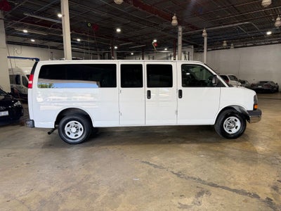 2015 Chevrolet Express 3500 LT Passenger