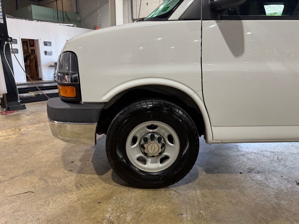 2015 Chevrolet Express 3500 LT Passenger