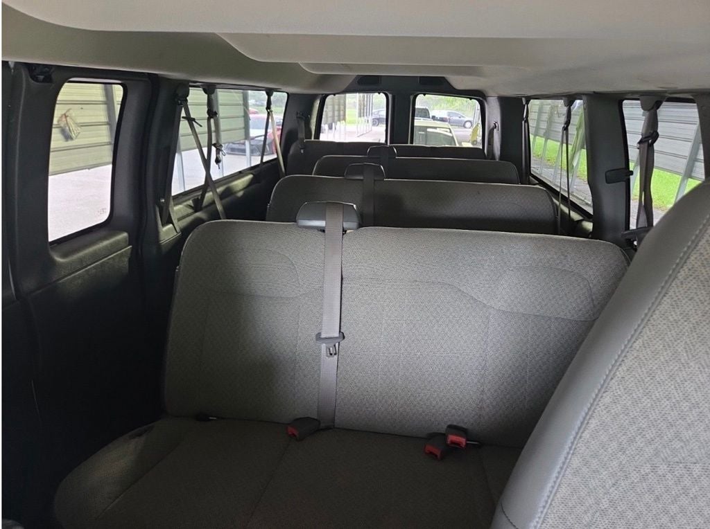 2019 Chevrolet Express 3500 LT 15 Passenger