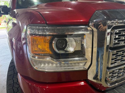 2019 GMC Sierra 2500HD Denali