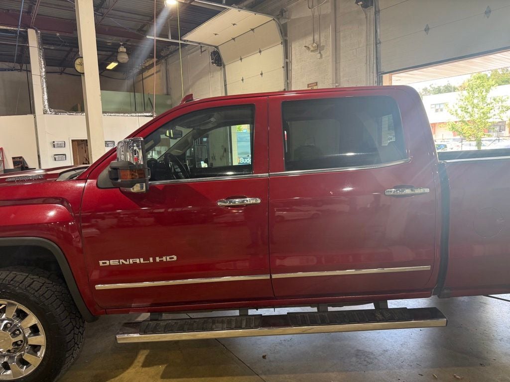 2019 GMC Sierra 2500HD Denali