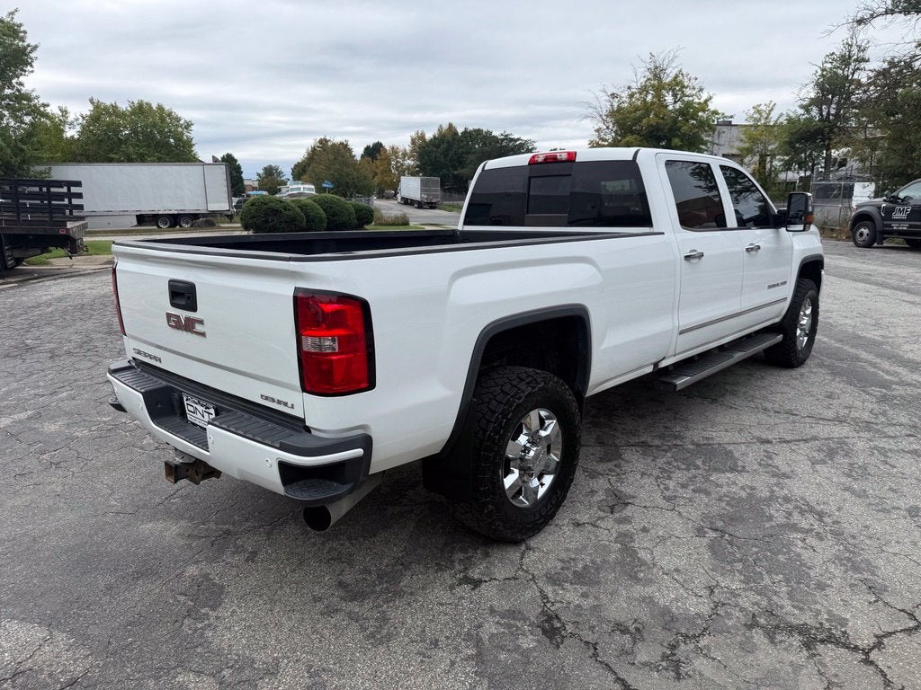 2016 GMC Sierra 3500HD Denali Long Bed