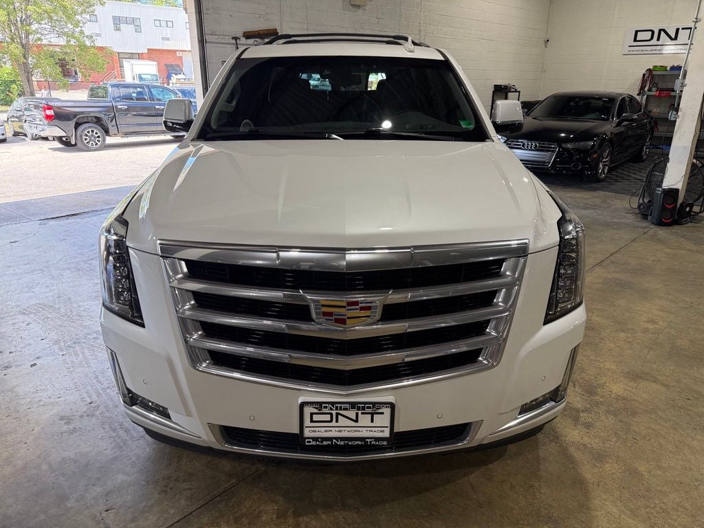 2020 Cadillac Escalade Luxury