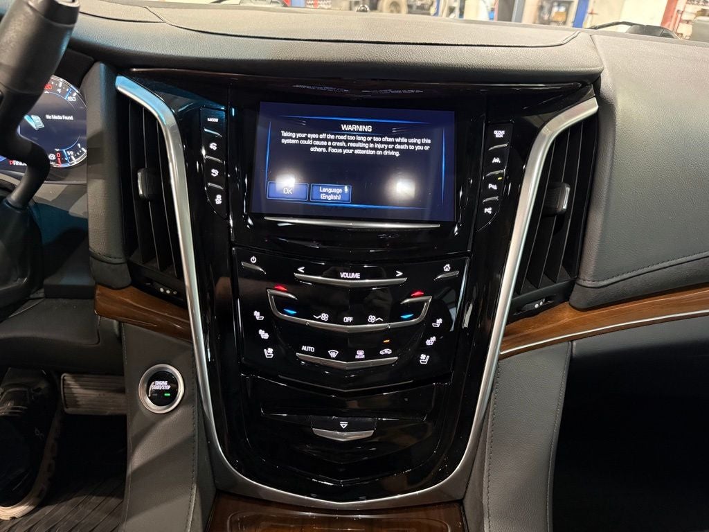 2020 Cadillac Escalade Luxury