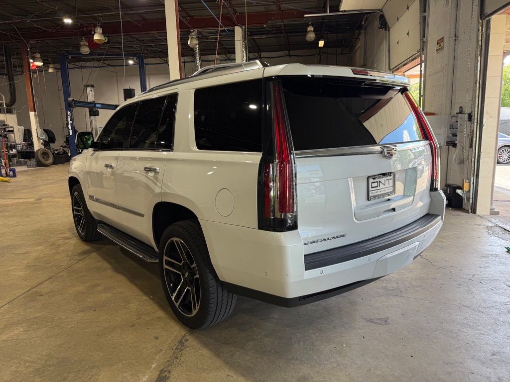 2020 Cadillac Escalade Luxury