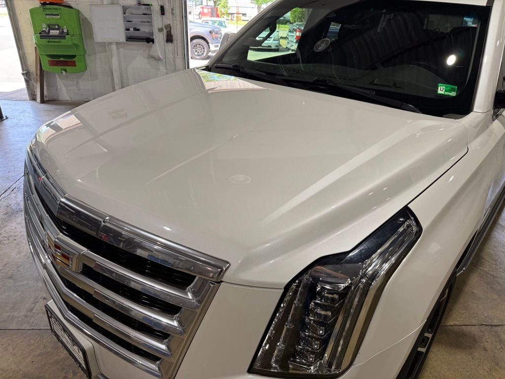 2020 Cadillac Escalade Luxury