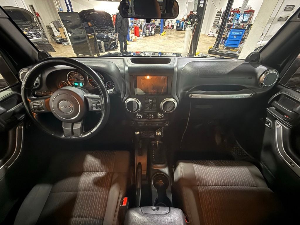 2011 Jeep Wrangler Unlimited Sahara