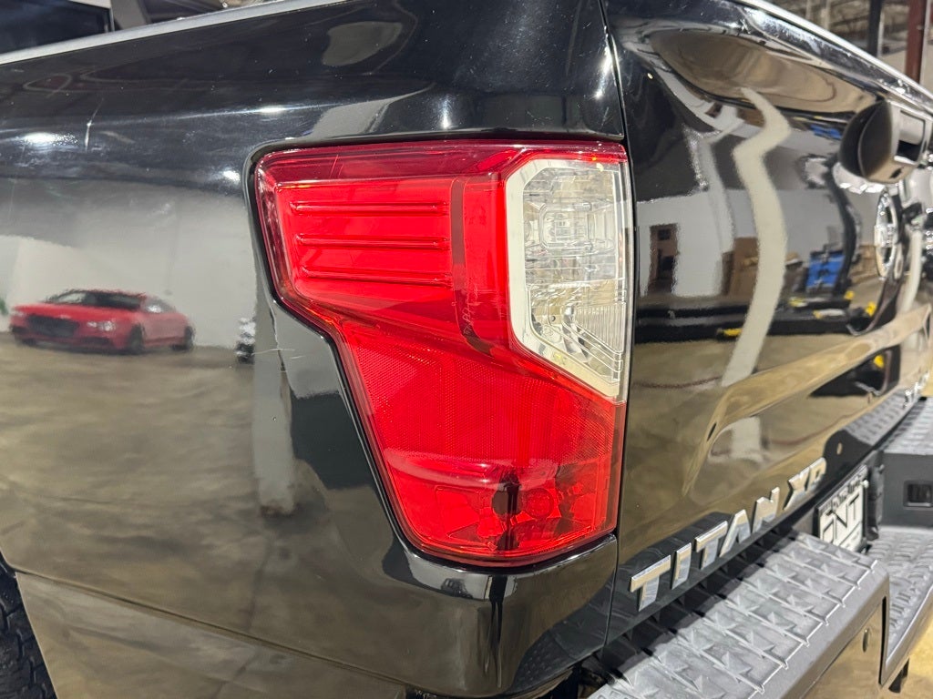 2018 Nissan Titan XD SV