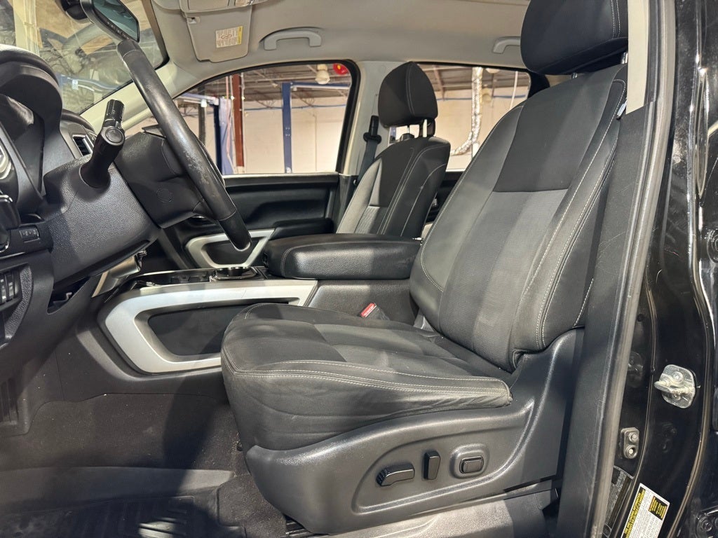 2018 Nissan Titan XD SV