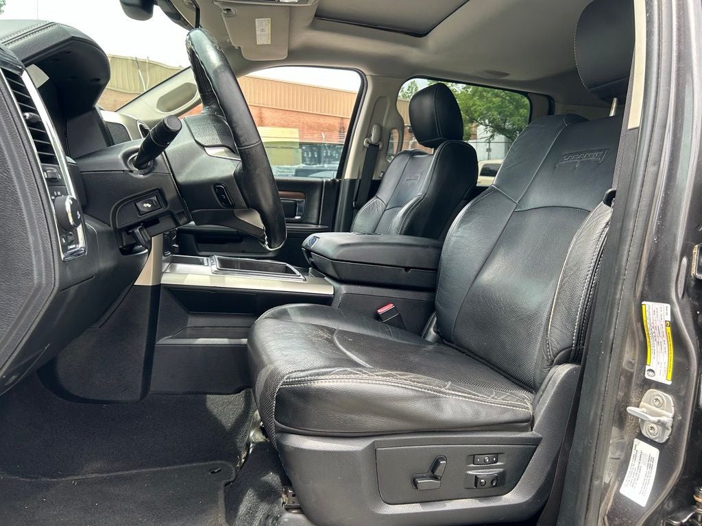2014 RAM 3500 Laramie Mega Cab
