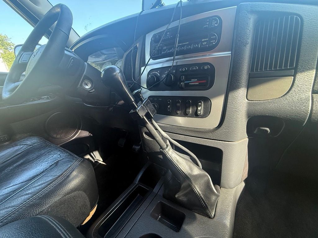 2004 Dodge Ram 2500 SLT 6-Speed Manual
