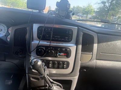 2004 Dodge Ram 2500 SLT 6-Speed Manual