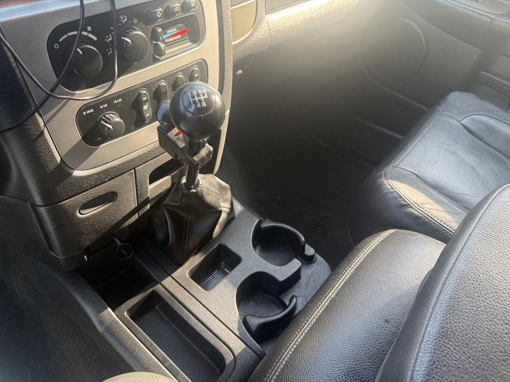 2004 Dodge Ram 2500 SLT 6-Speed Manual