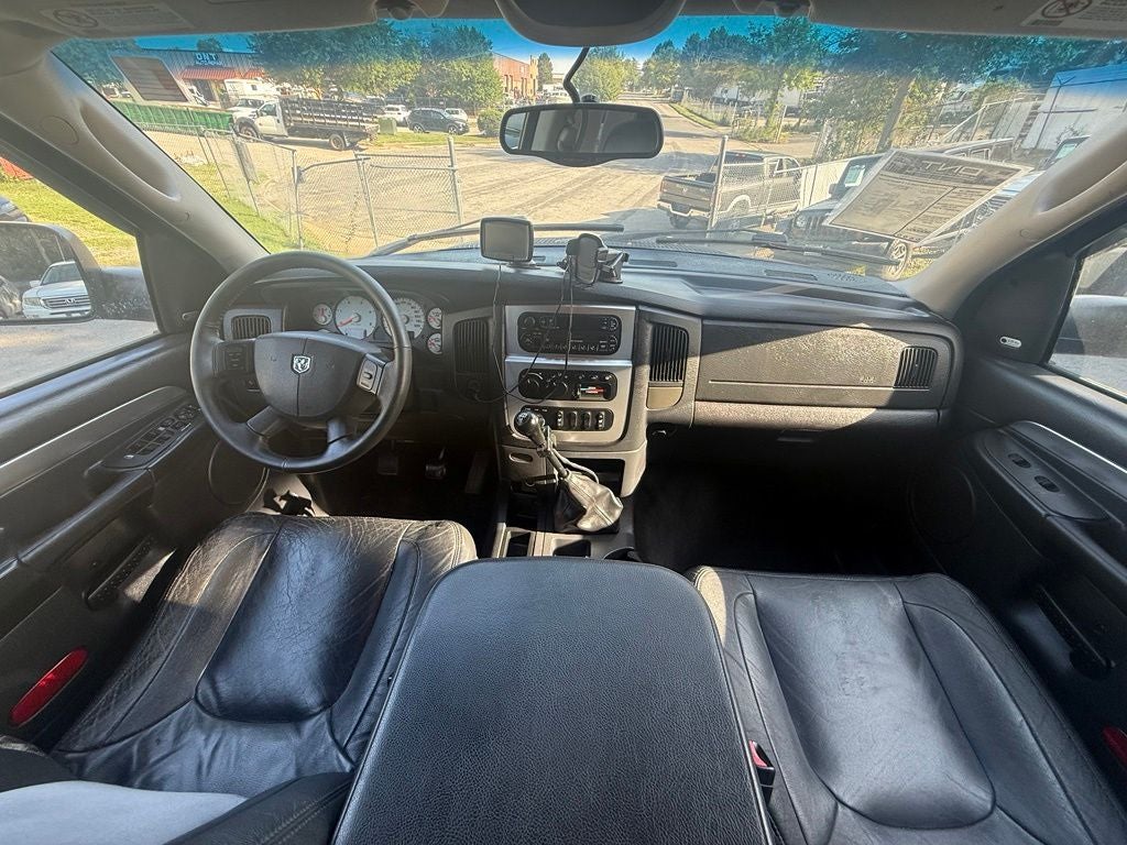 2004 Dodge Ram 2500 SLT 6-Speed Manual