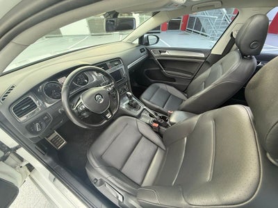 2017 Volkswagen Golf Alltrack TSI SE 4Motion