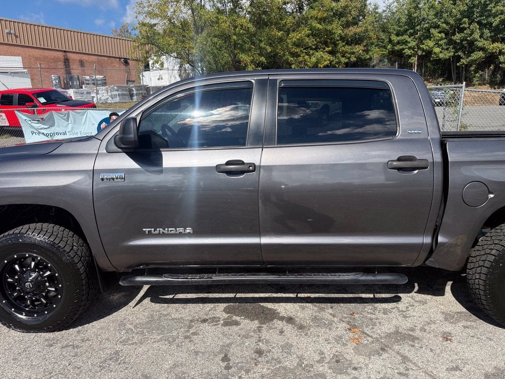 2016 Toyota Tundra SR5 CrewMax