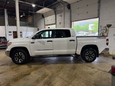 2015 Toyota Tundra SR5 CrewMax