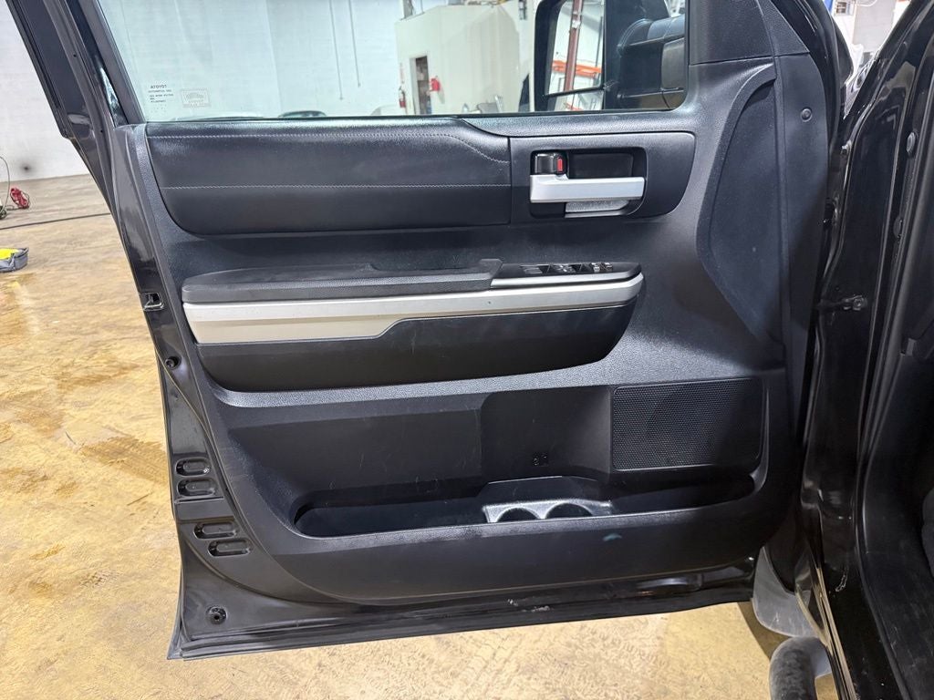 2014 Toyota Tundra Limited CrewMax