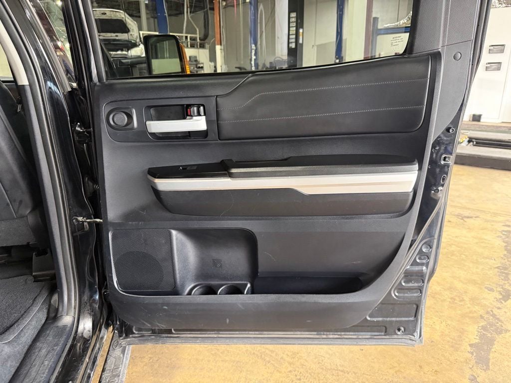 2014 Toyota Tundra Limited CrewMax