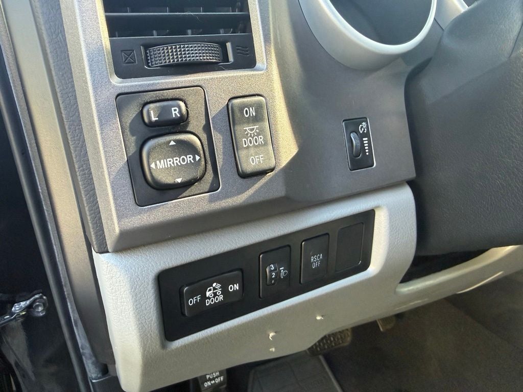 2012 Toyota Tundra Grade