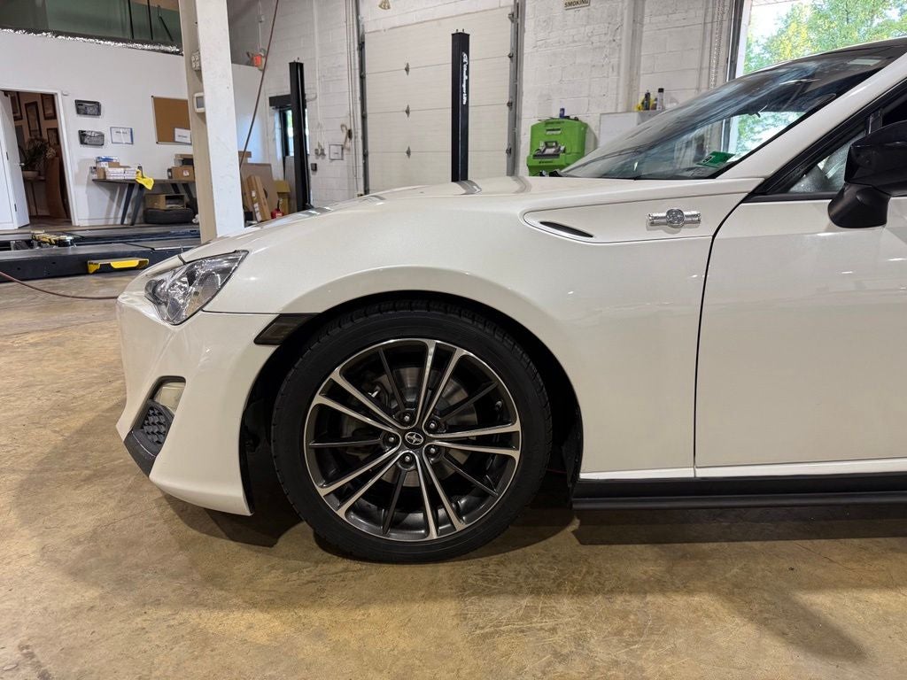 2013 Scion FR-S Base